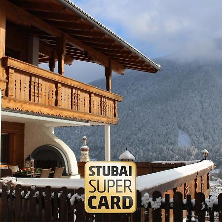 Ferienwohnung Auszeit Stubai Fulpmes Exterior foto
